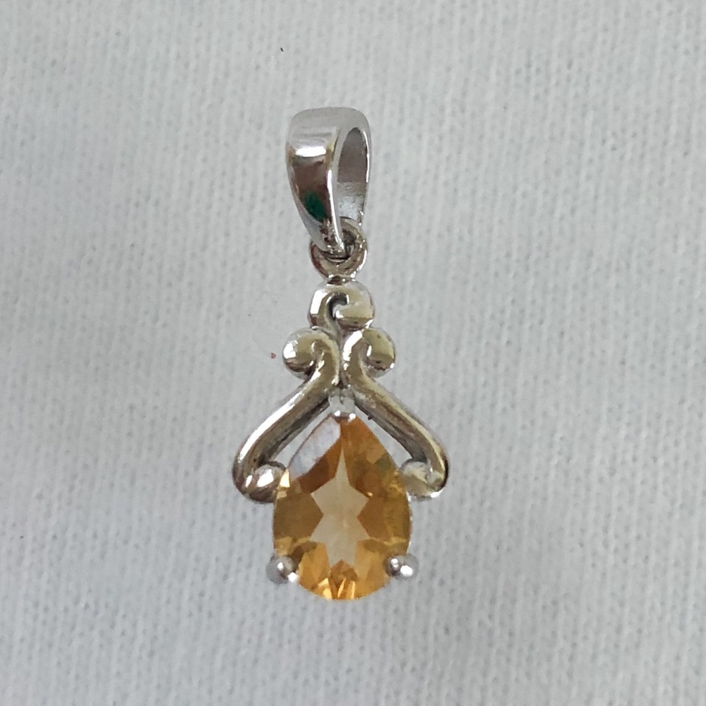 925 Sterling Silver Petite Citrine Pendant